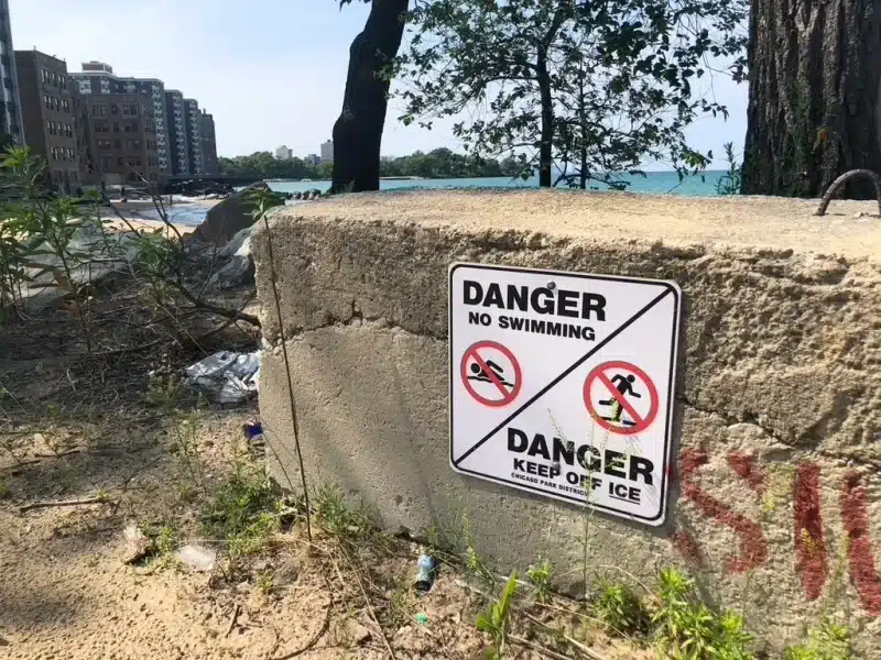 On Chicago’s South Side, neighbors fight to keep Lake Michigan at bay